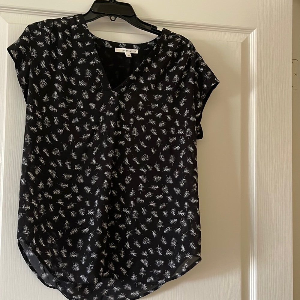 Fun2Fun, stitch fix, short sleeved blouse